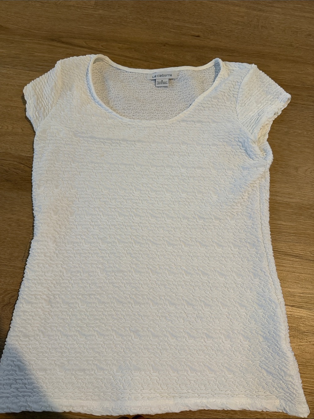 Liz Claiborne Cream Textured Scoop Neck Cap-Sleeve Top